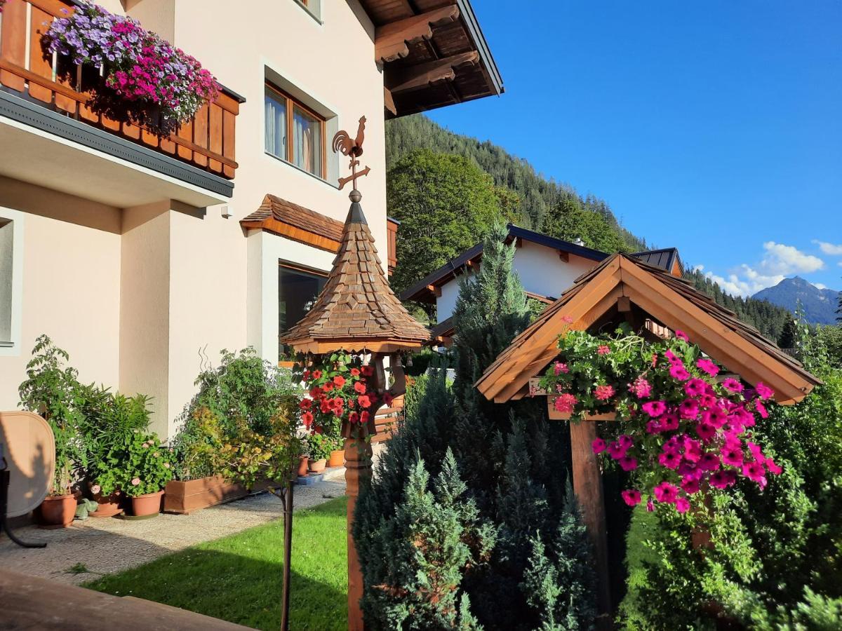 Haus Traninger Apartment Flachau Exterior photo