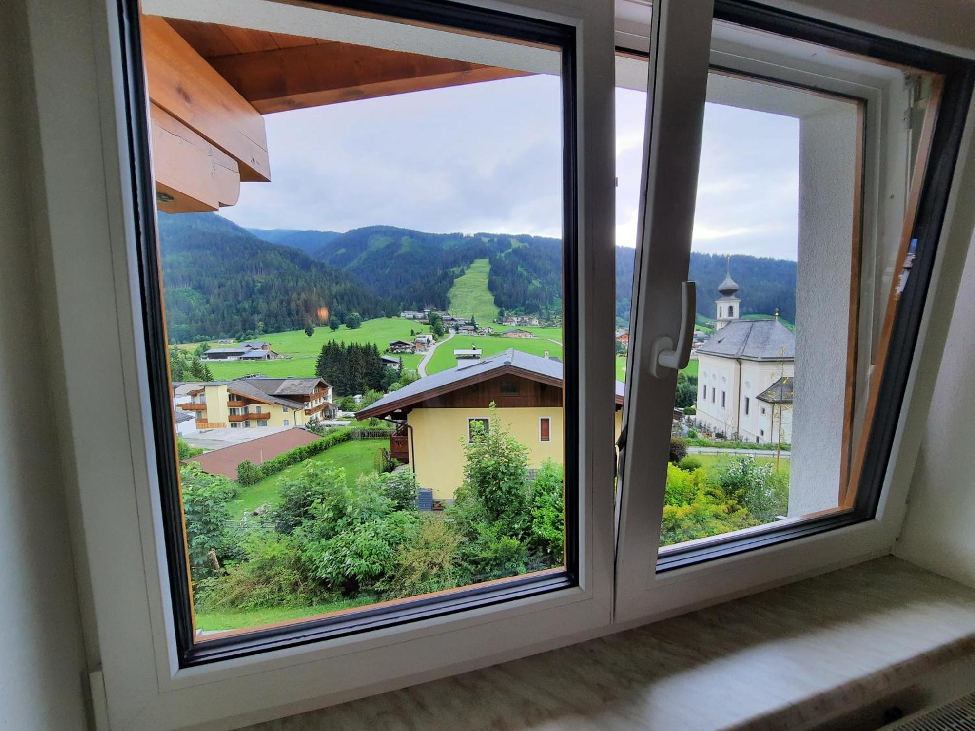 Haus Traninger Apartment Flachau Room photo